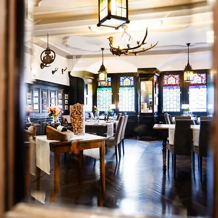 Hotel Romantik Barbarossa 4*