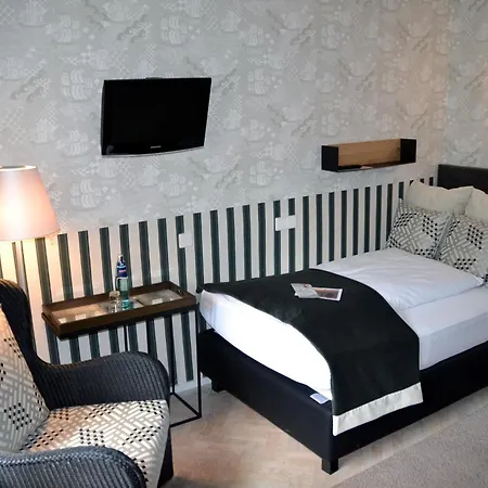 Romantik Barbarossa Kostnice