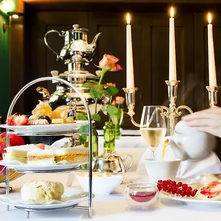 Hotel Romantik Barbarossa 4*
