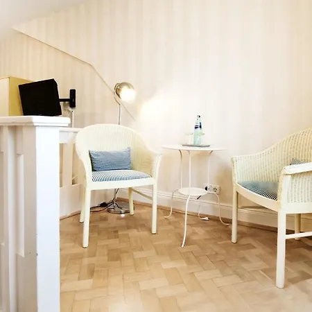 Romantik Barbarossa Hotel Kostnice