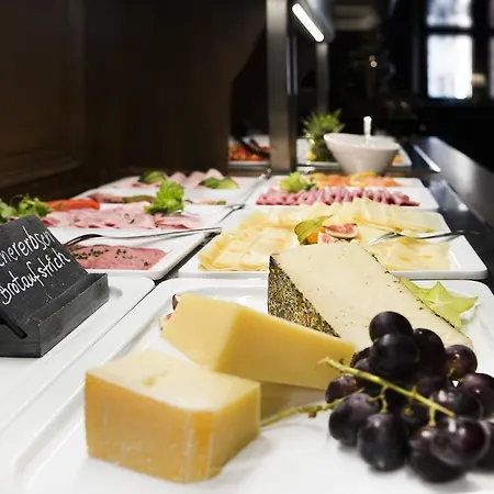 Hotel Romantik Barbarossa 4*
