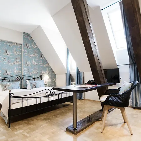 Hotel Romantik Barbarossa Constance